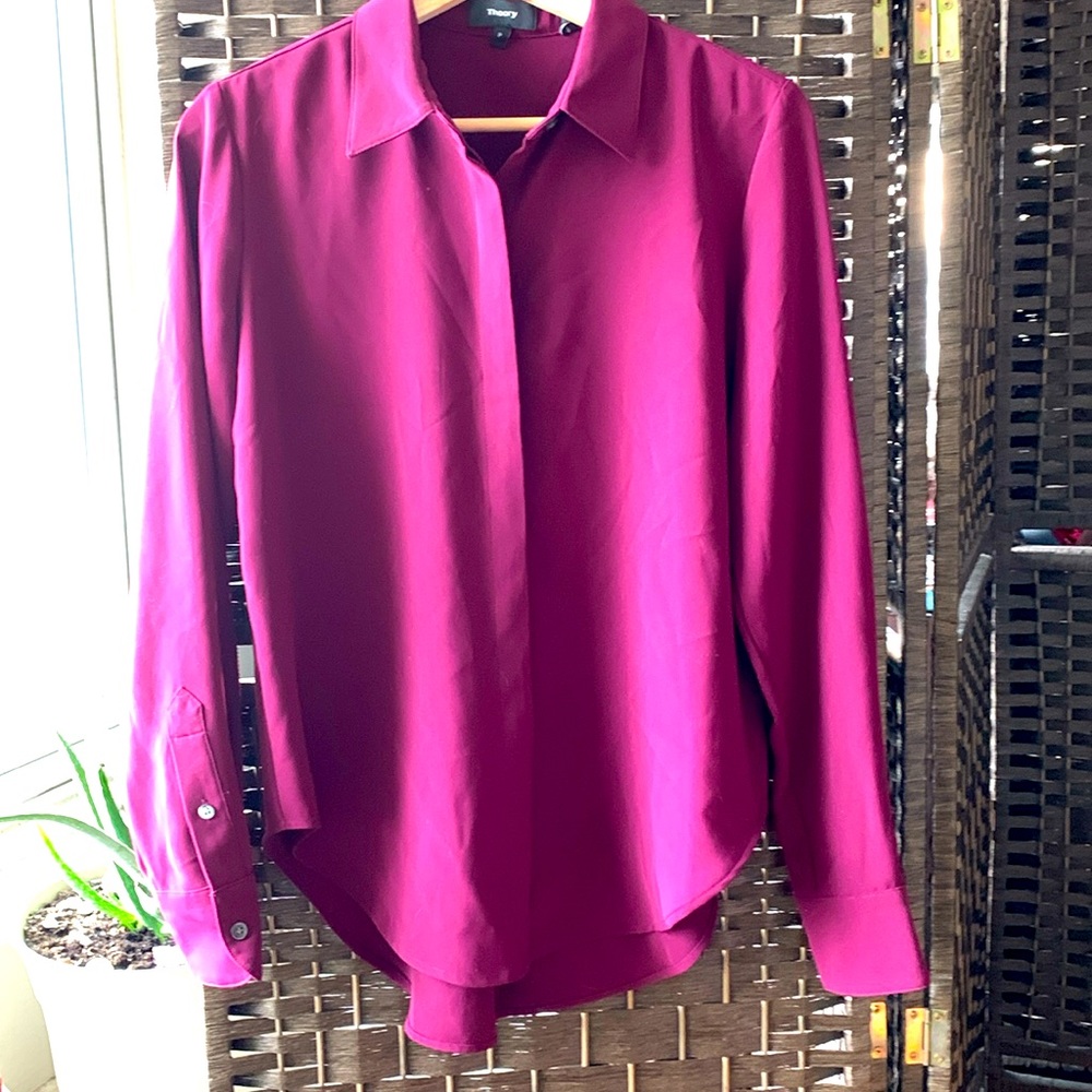 Gorgeous pink/purple top/blouse.